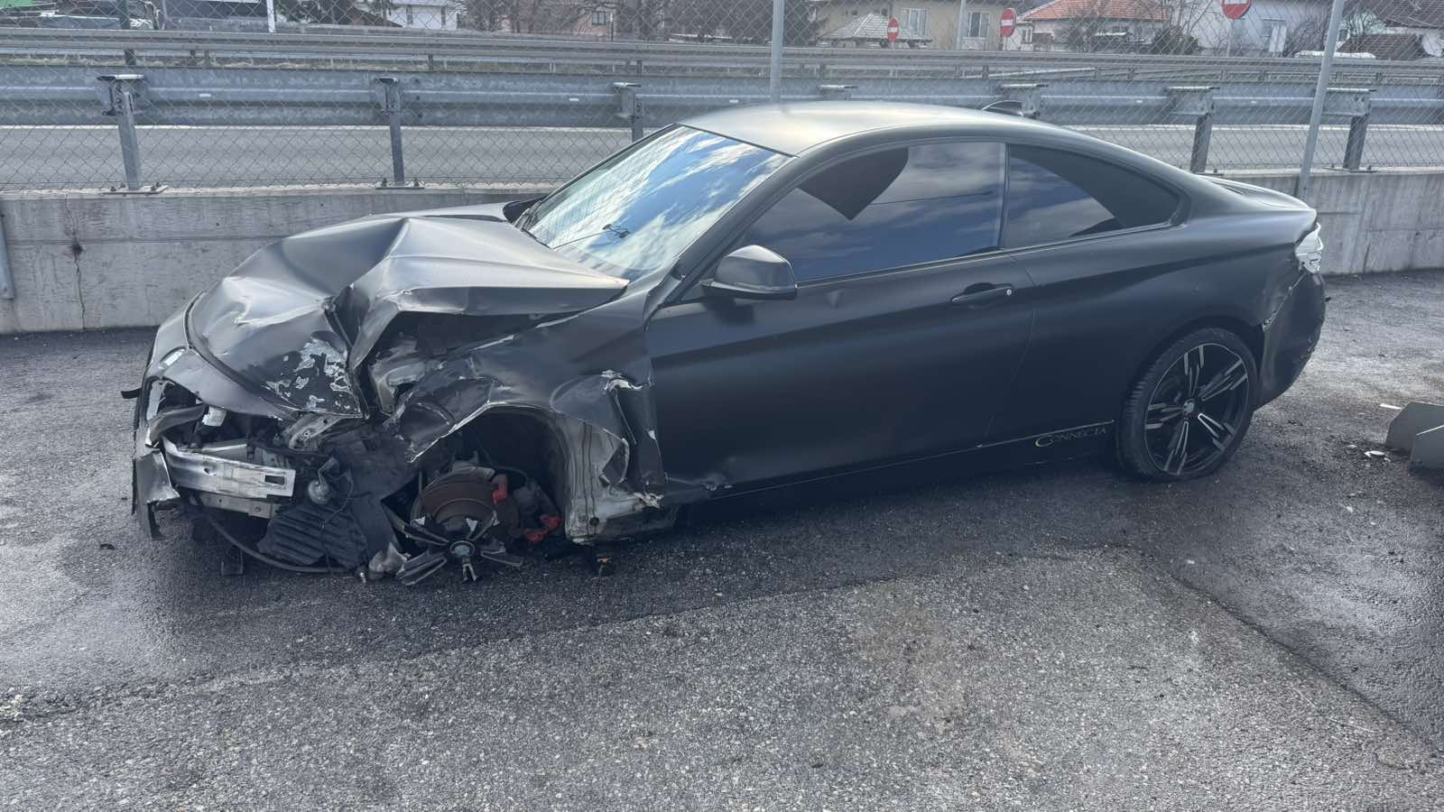 UDARENO: BMW 420d Coupe xDrive ZF-8 (Automatik) 2016